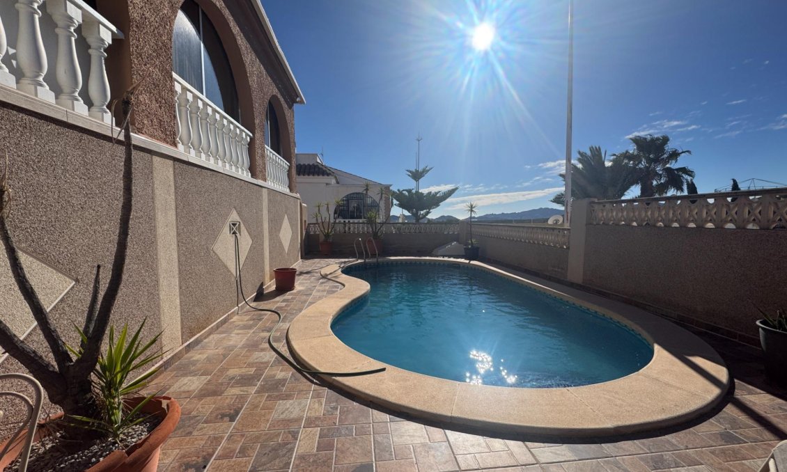 Segunda mano - Villa -
Mazarron - Camposol