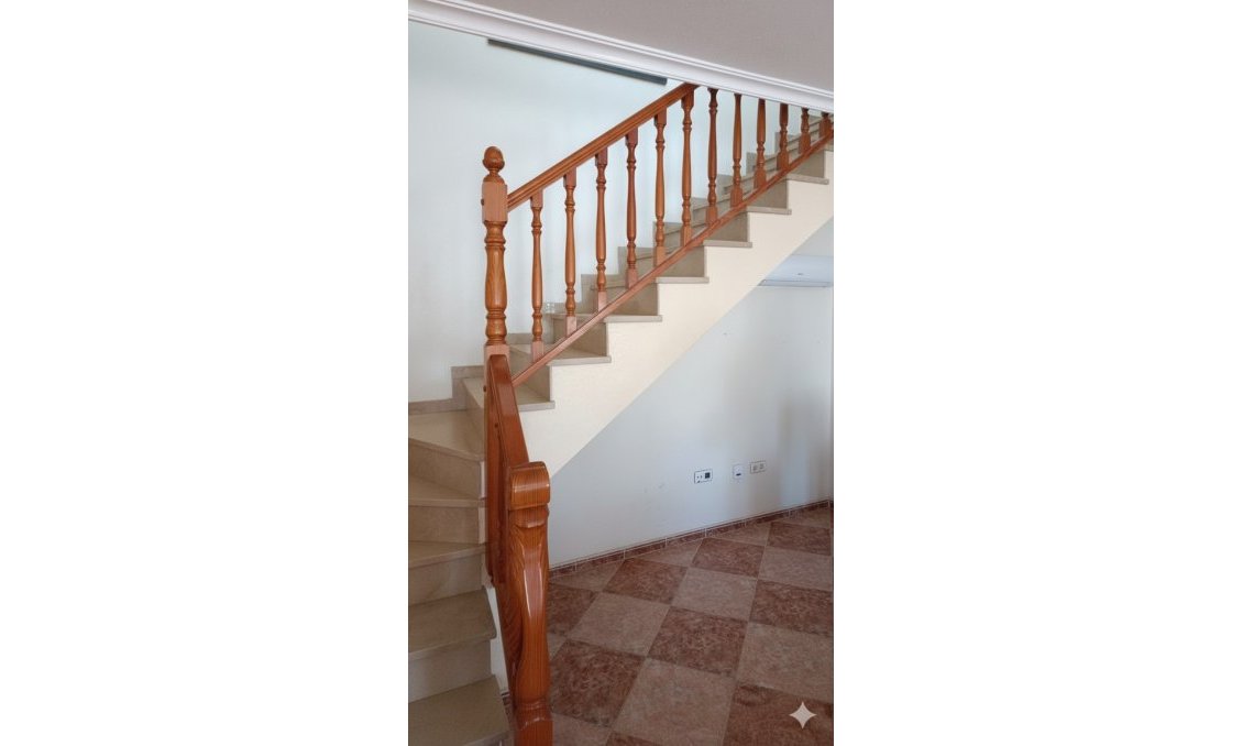 Segunda mano - Villa -
Los Altos - Costa Blanca