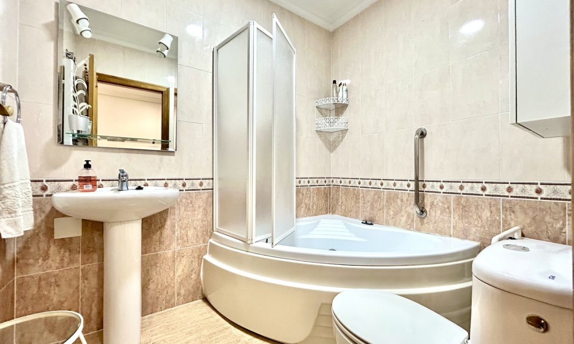 Segunda mano - Apartamento -
Almoradí - Inland