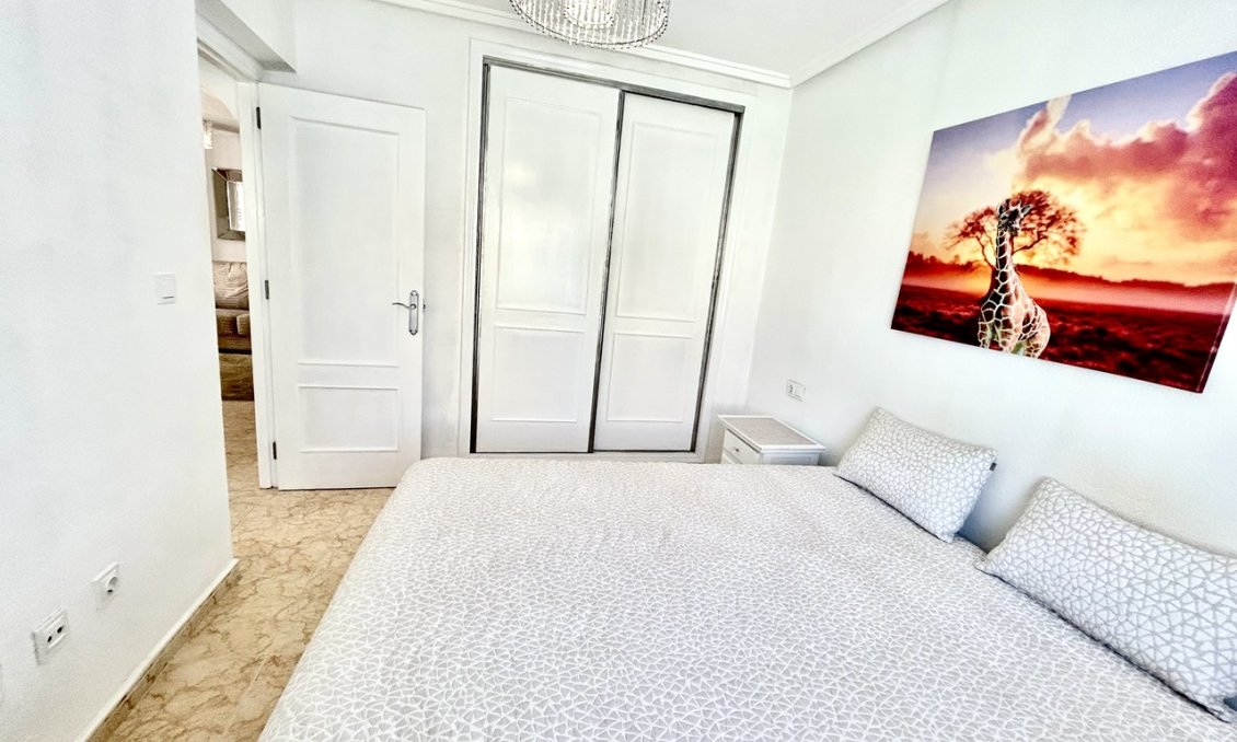 Segunda mano - Town House -
Punta Prima - Costa Blanca