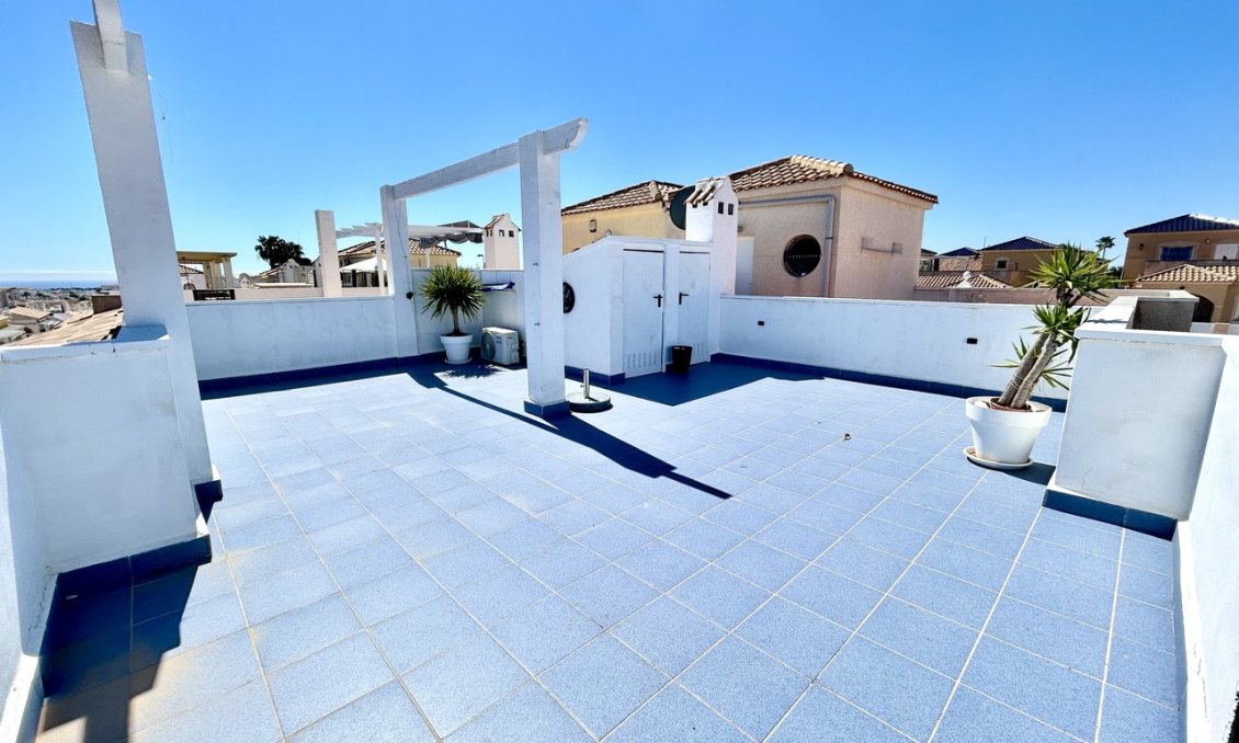 Segunda mano - Town House -
Punta Prima - Costa Blanca