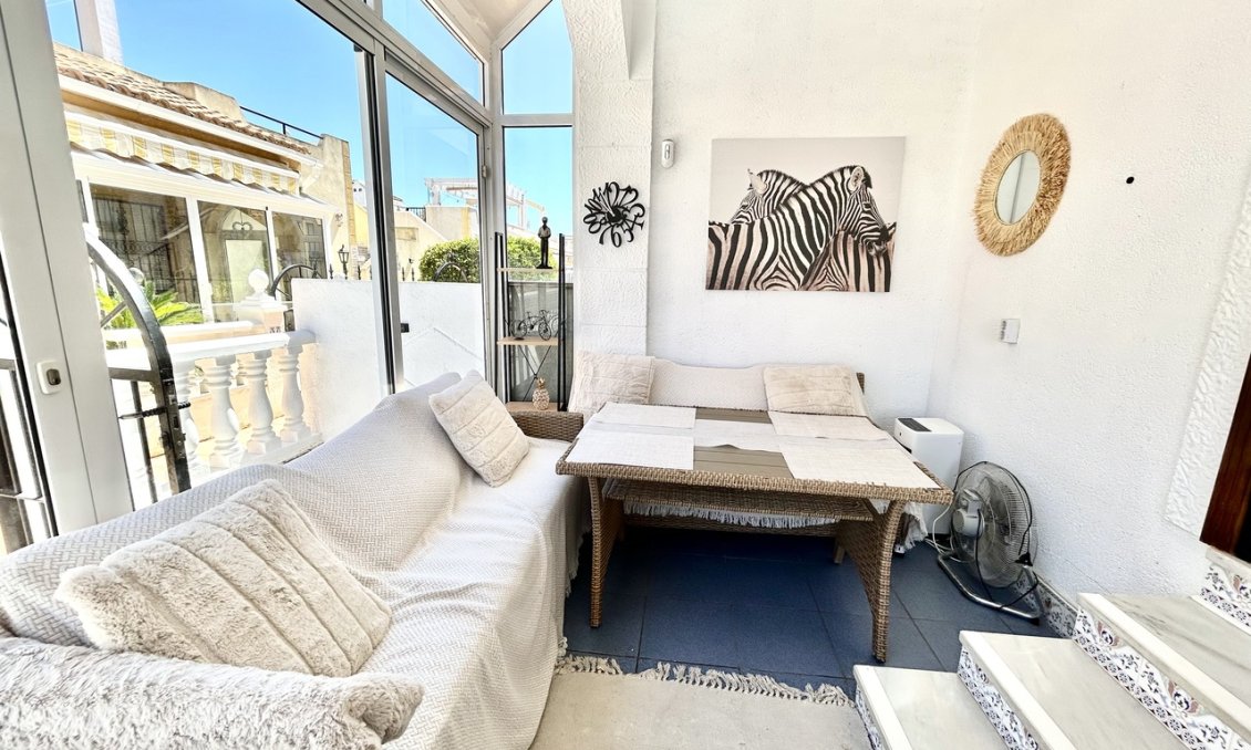 Segunda mano - Town House -
Punta Prima - Costa Blanca