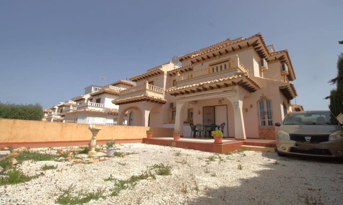 Segunda mano - Town House -
Orihuela Costa - Costa Blanca