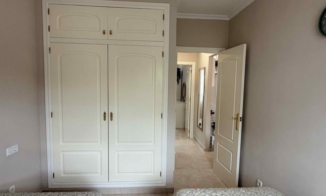 Segunda mano - Bungalow -
Orihuela Costa - Costa Blanca