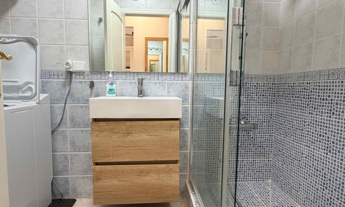 Segunda mano - Bungalow -
Orihuela Costa - Costa Blanca