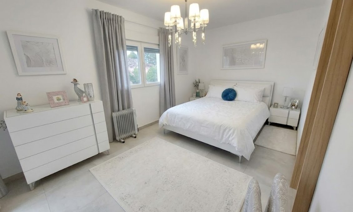 Segunda mano - Villa -
Calasparra - Inland