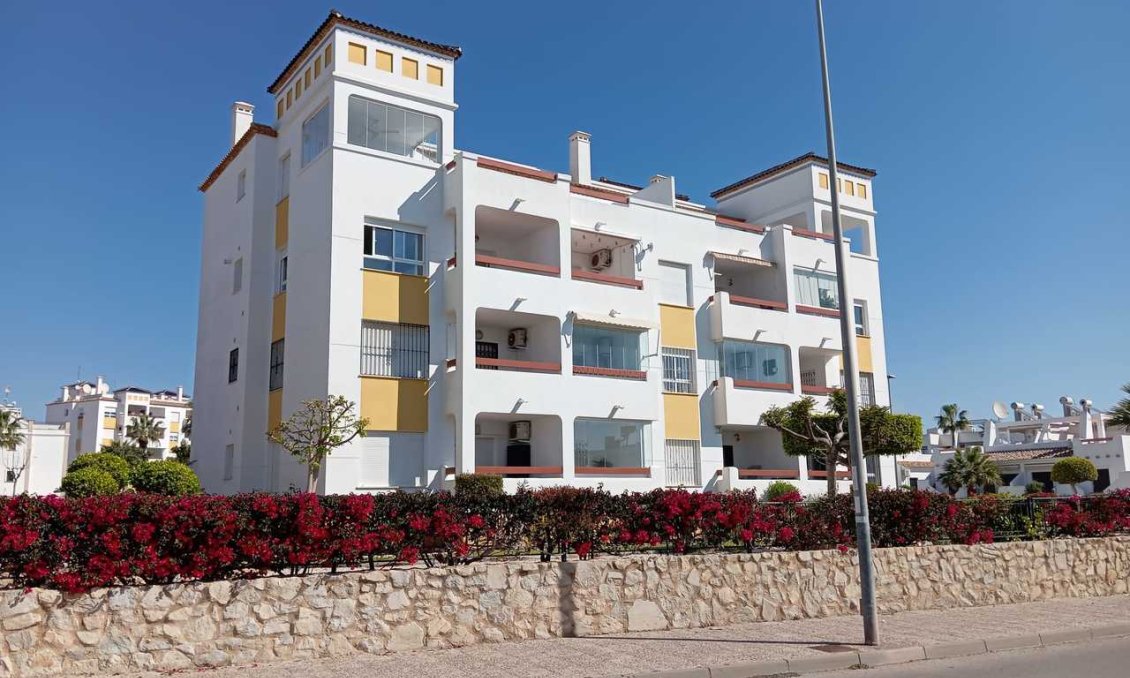 Segunda mano - Apartamento -
Villamartin - Costa Blanca