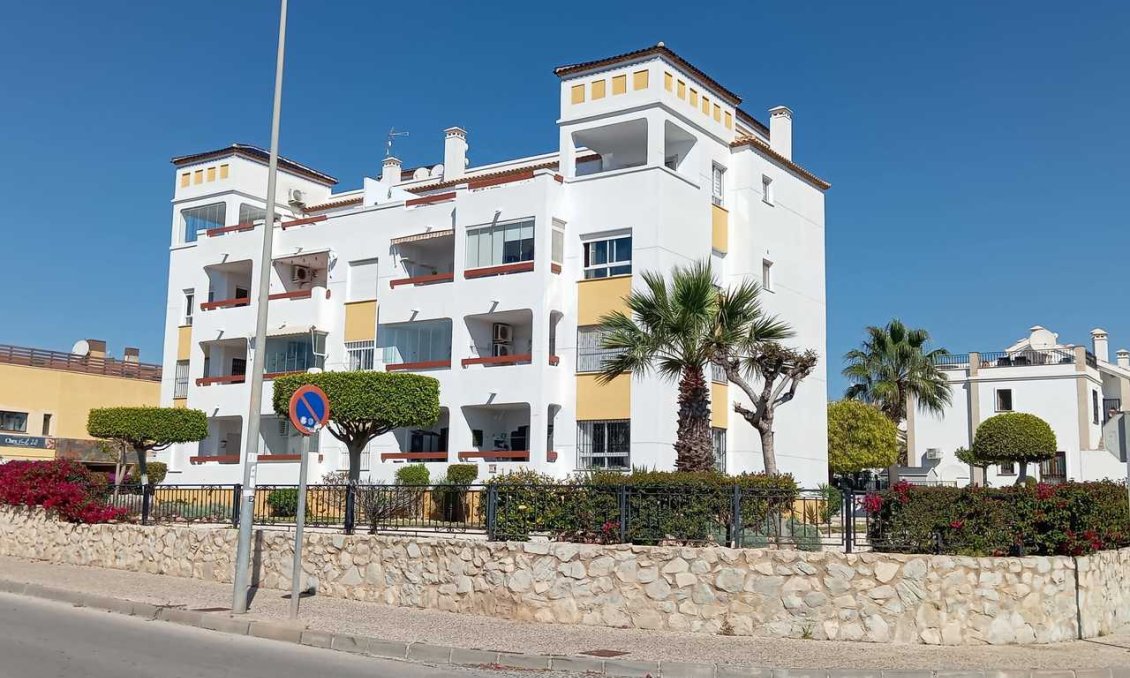 Segunda mano - Apartamento -
Villamartin - Costa Blanca