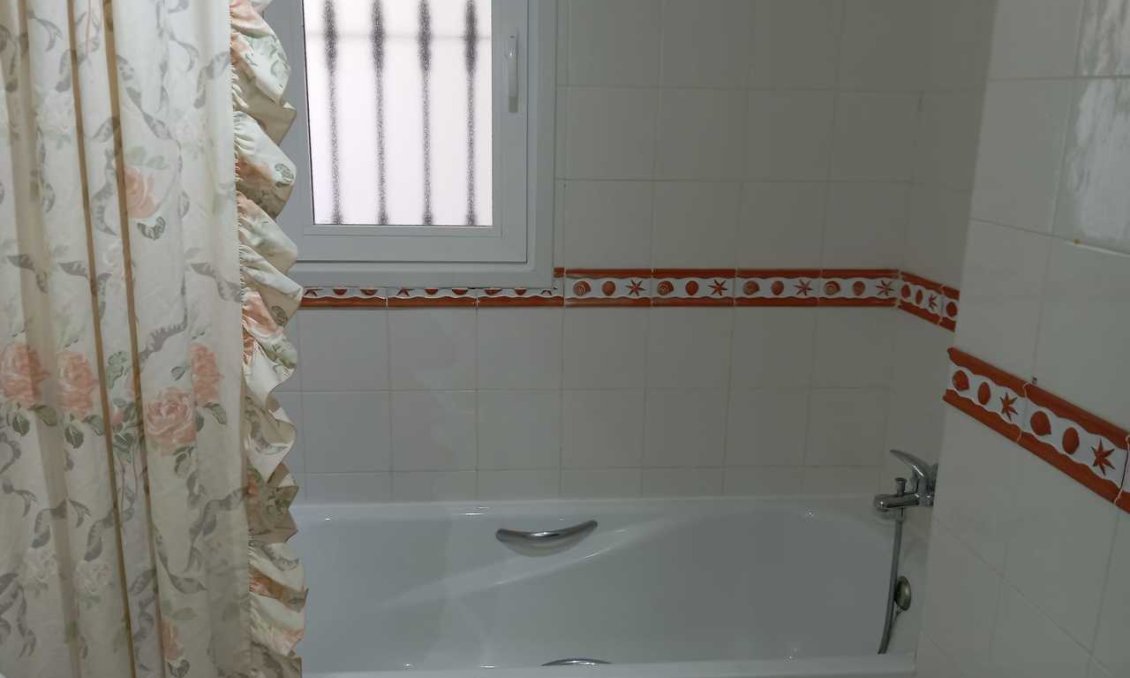 Használt Ingatlanok - Apartman -
Villamartin - Costa Blanca