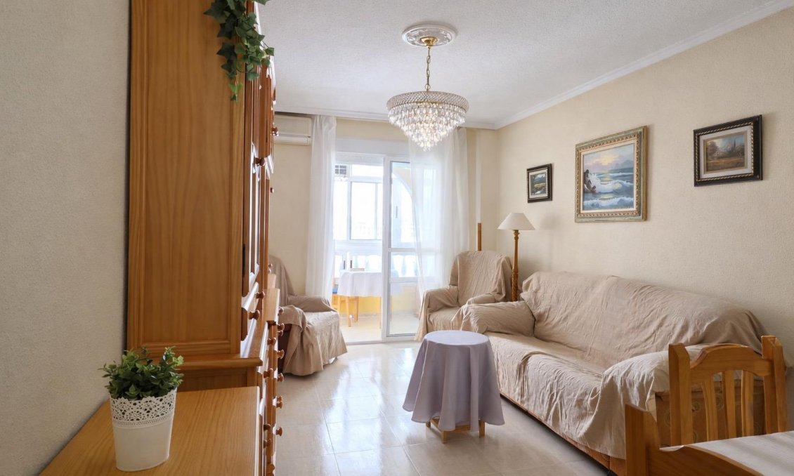 Revânzare - Apartament -
Torrevieja - Habaneras