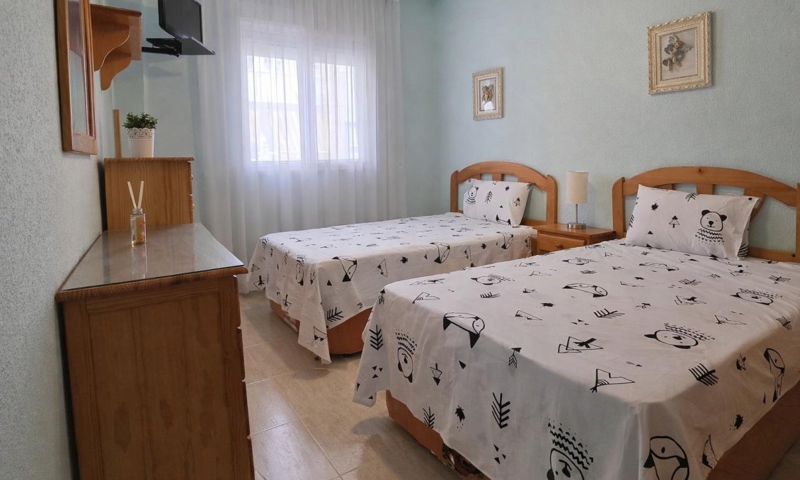Revânzare - Apartament -
Torrevieja - Habaneras