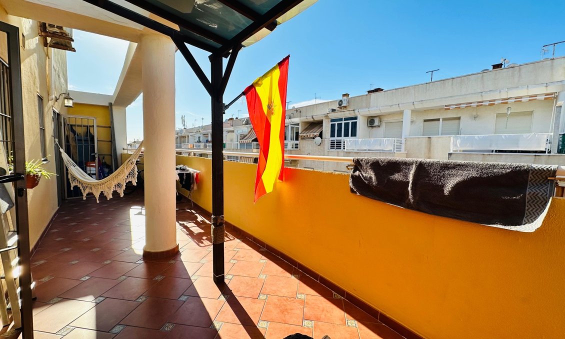 Revânzare - Apartament -
Torrevieja - Costa Blanca