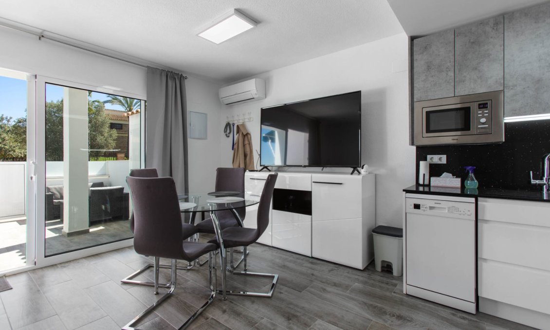 Használt Ingatlanok - Kétszintes lakás -
Torrevieja - Costa Blanca