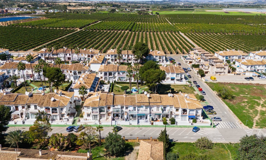 Használt Ingatlanok - Kétszintes lakás -
Torrevieja - Costa Blanca