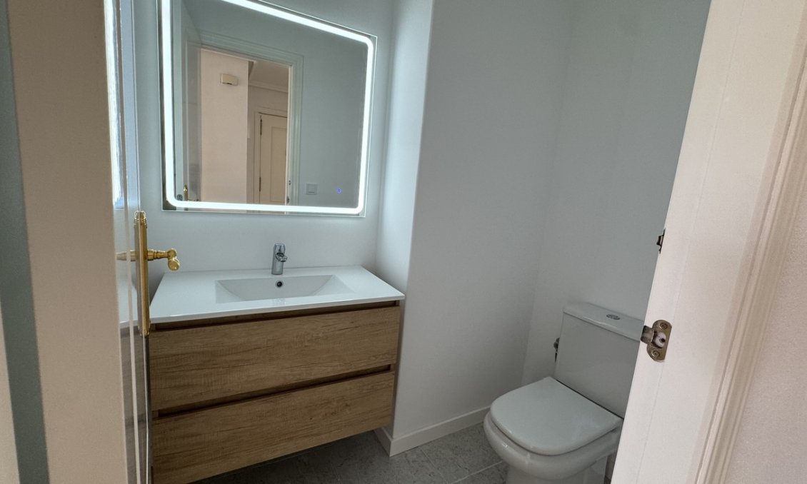 Revente - Appartement -
Lomas De Campoamor - Costa Blanca