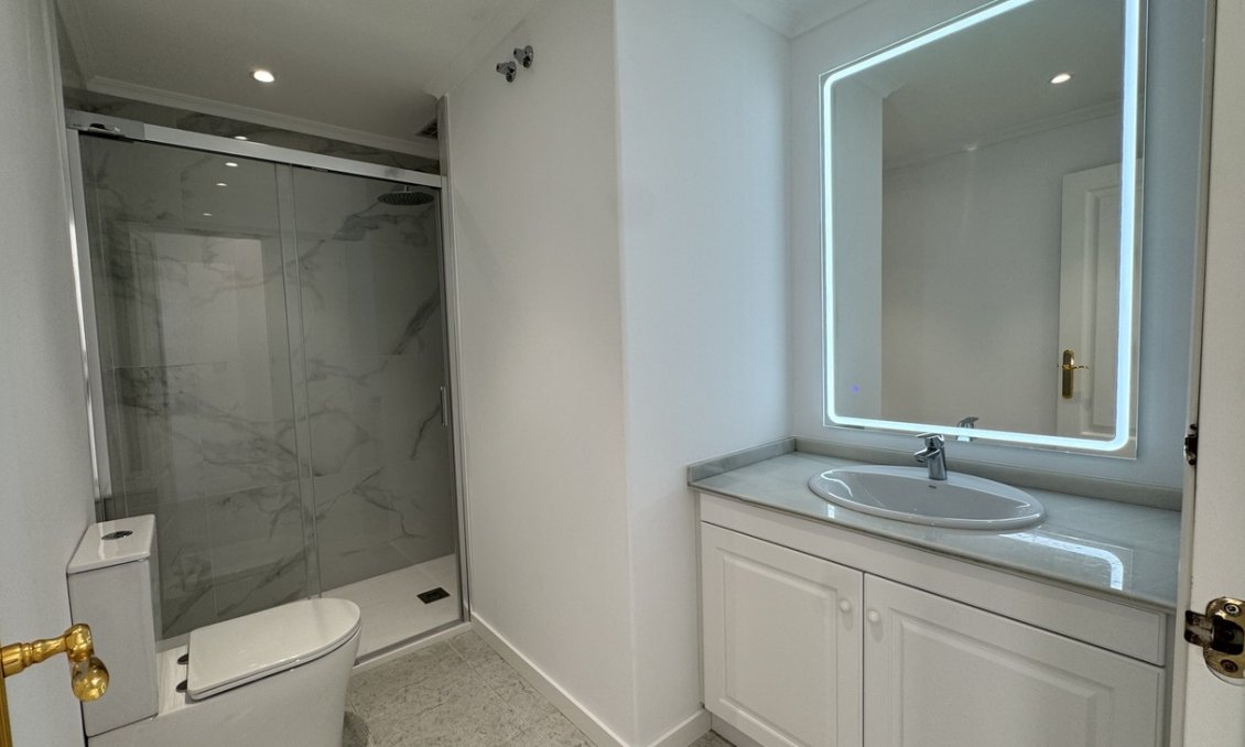 Revente - Appartement -
Lomas De Campoamor - Costa Blanca