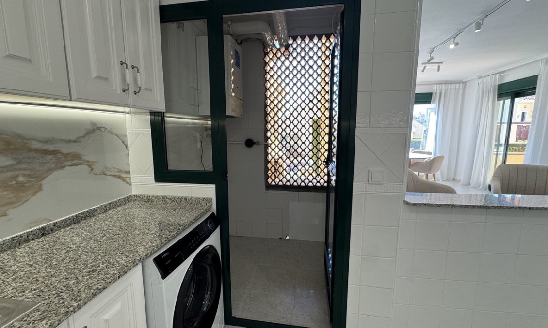 Revente - Appartement -
Lomas De Campoamor - Costa Blanca