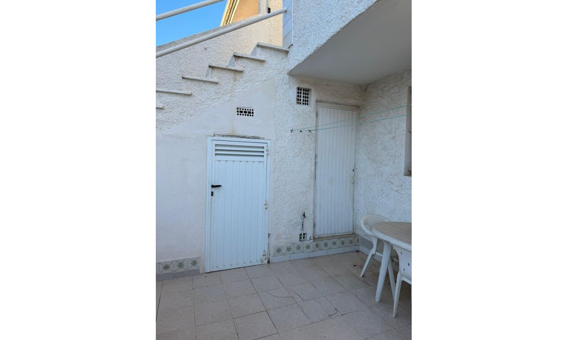 Resale - Town House -
Torrevieja - La Siesta