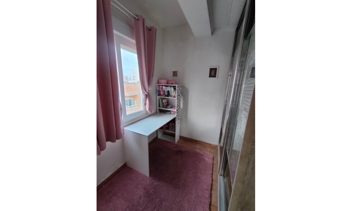 Használt Ingatlanok - Apartman -
Guardamar del Segura - Zona Pueblo