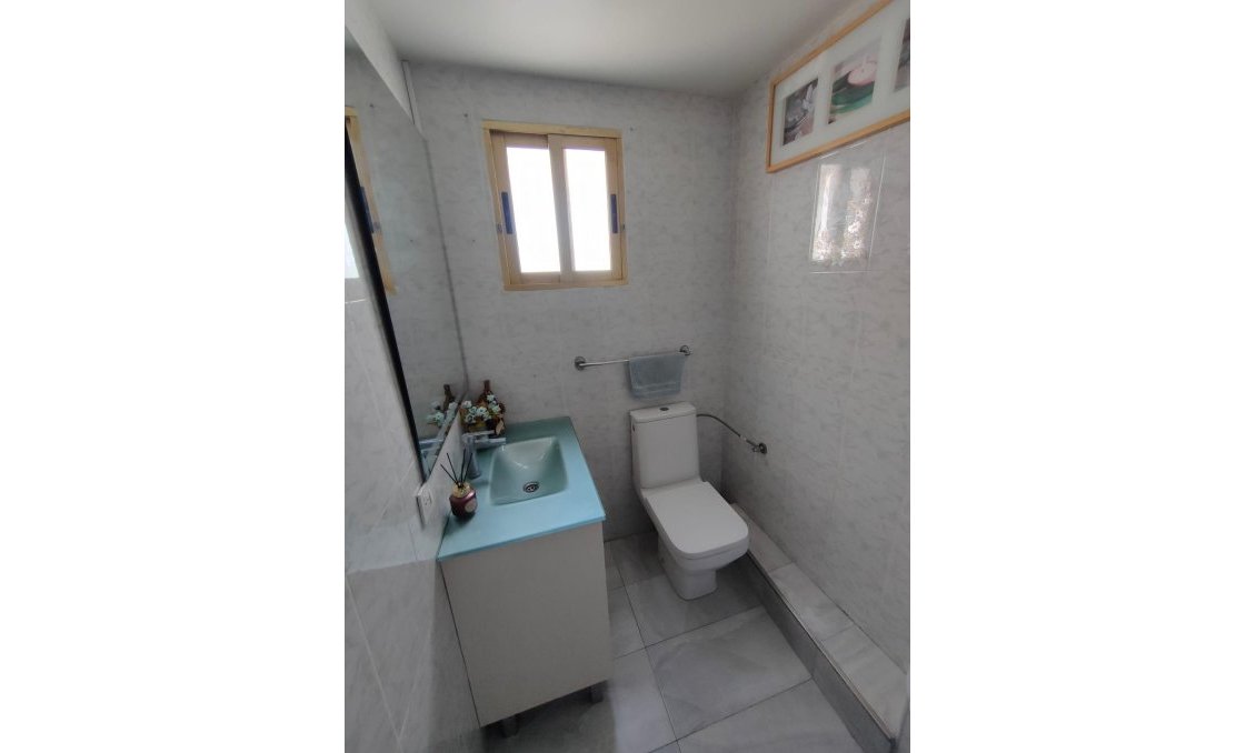 Használt Ingatlanok - Apartman -
Guardamar del Segura - Zona Pueblo