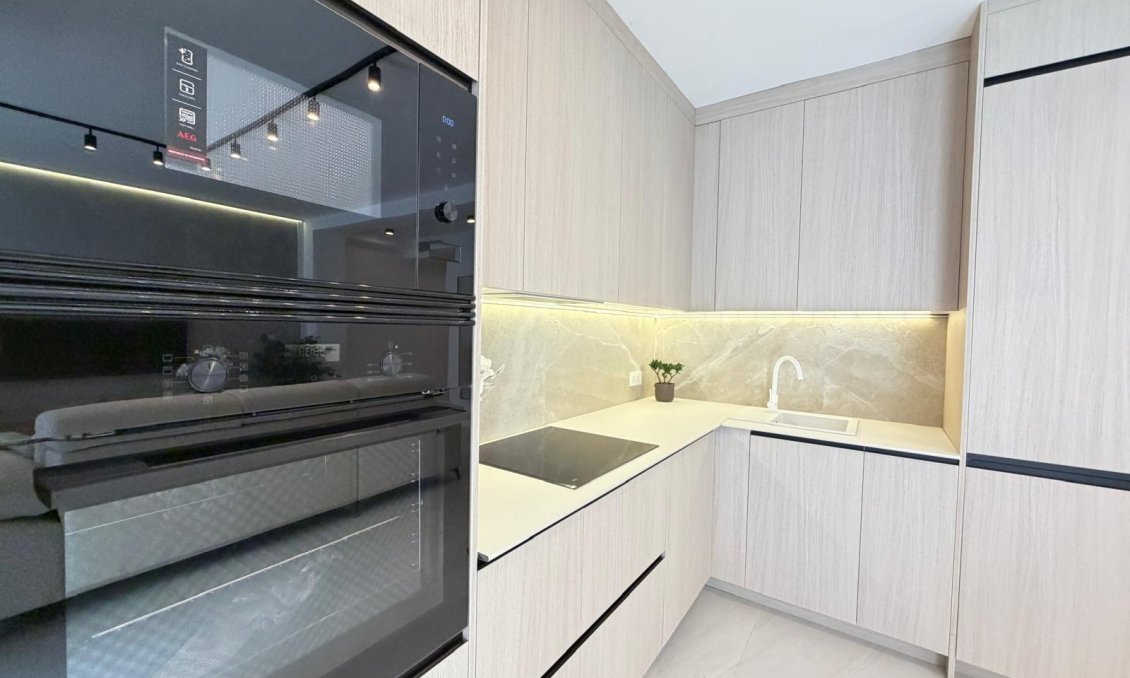 Használt Ingatlanok - Apartman -
Torrevieja - Playa del Cura