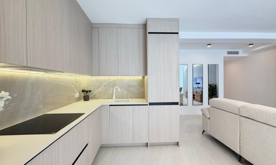 Használt Ingatlanok - Apartman -
Torrevieja - Playa del Cura