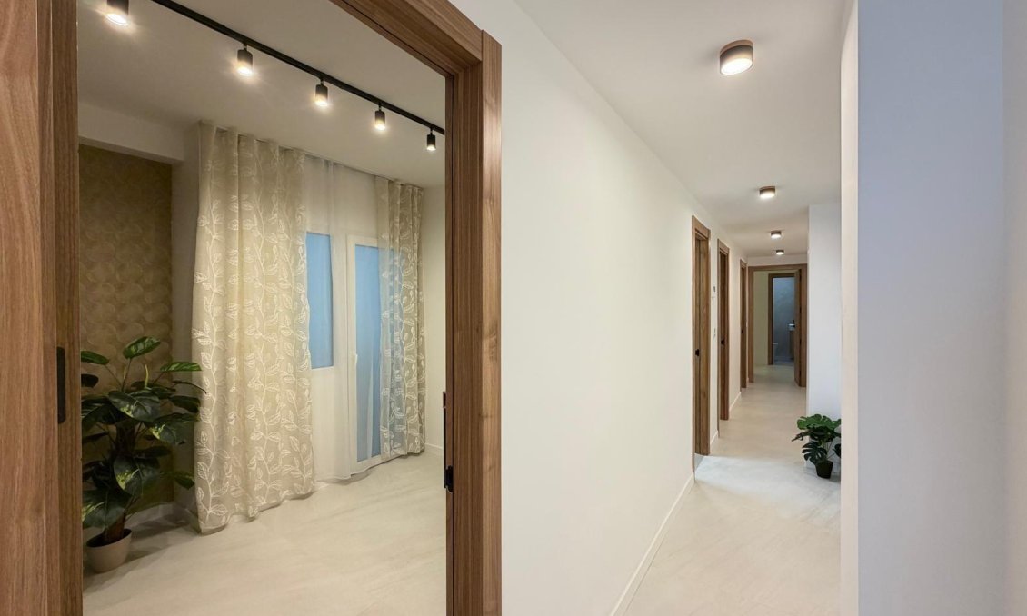 Használt Ingatlanok - Apartman -
Torrevieja - Playa del Cura