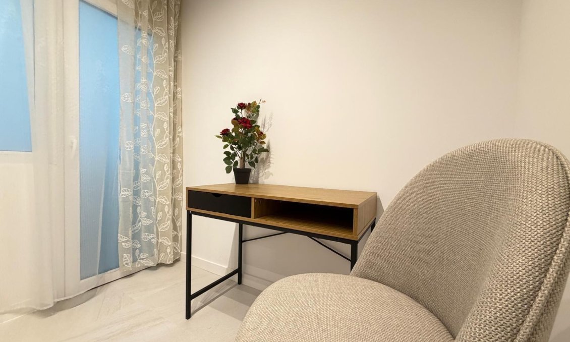 Használt Ingatlanok - Apartman -
Torrevieja - Playa del Cura