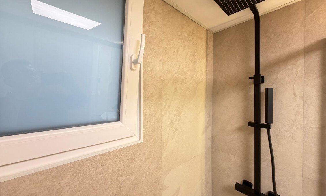 Használt Ingatlanok - Apartman -
Torrevieja - Playa del Cura