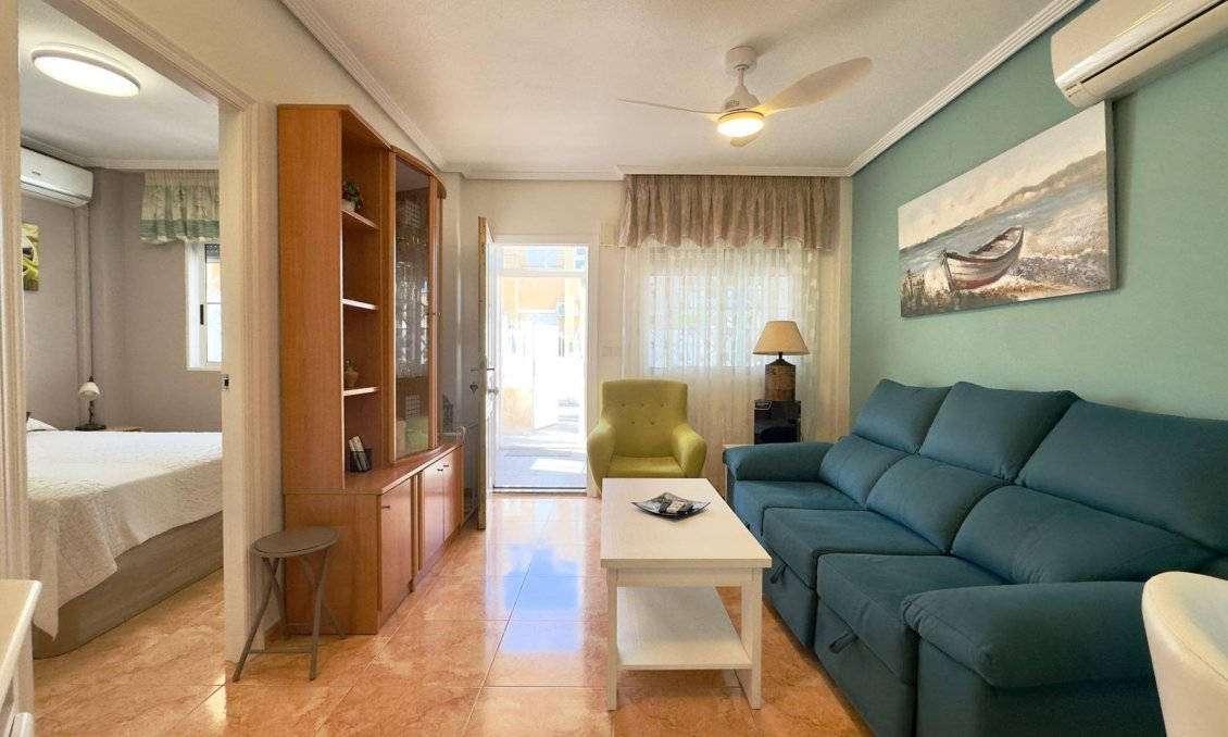 Használt Ingatlanok - Bungaló -
Torrevieja - Centrum