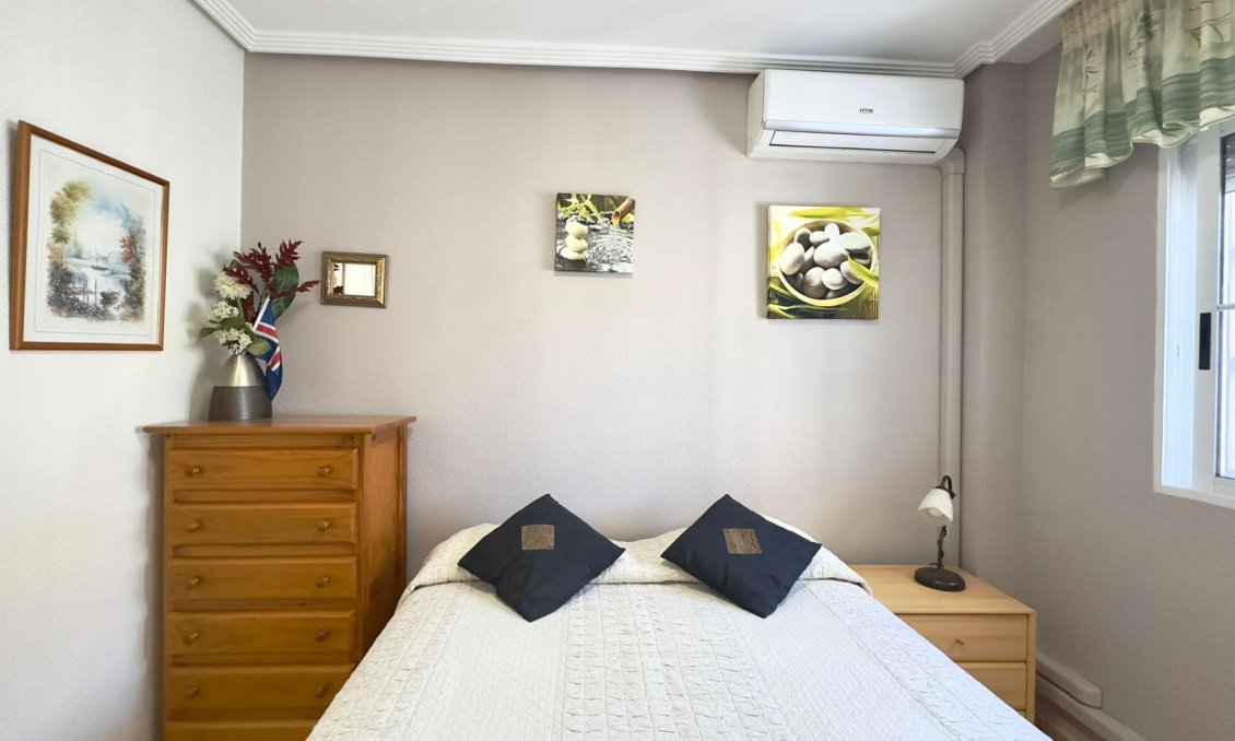 Használt Ingatlanok - Bungaló -
Torrevieja - Centrum