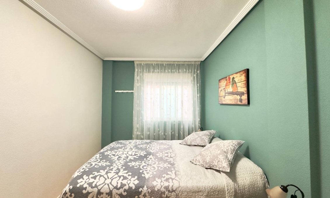 Használt Ingatlanok - Bungaló -
Torrevieja - Centrum