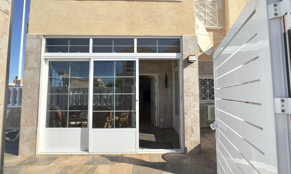 Használt Ingatlanok - Bungaló -
Torrevieja - Centrum