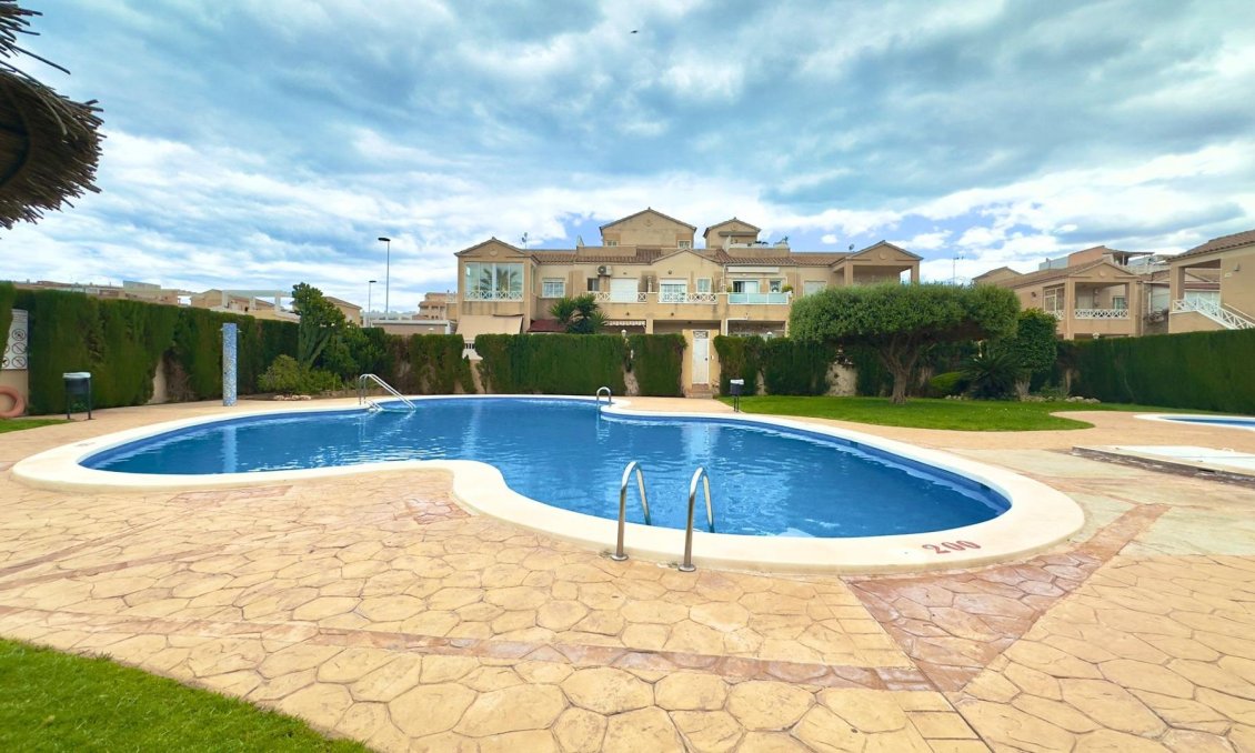 Használt Ingatlanok - Bungaló -
Torrevieja - Centrum