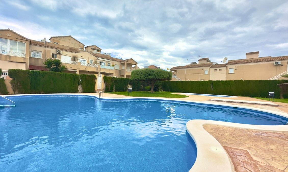 Használt Ingatlanok - Bungaló -
Torrevieja - Centrum