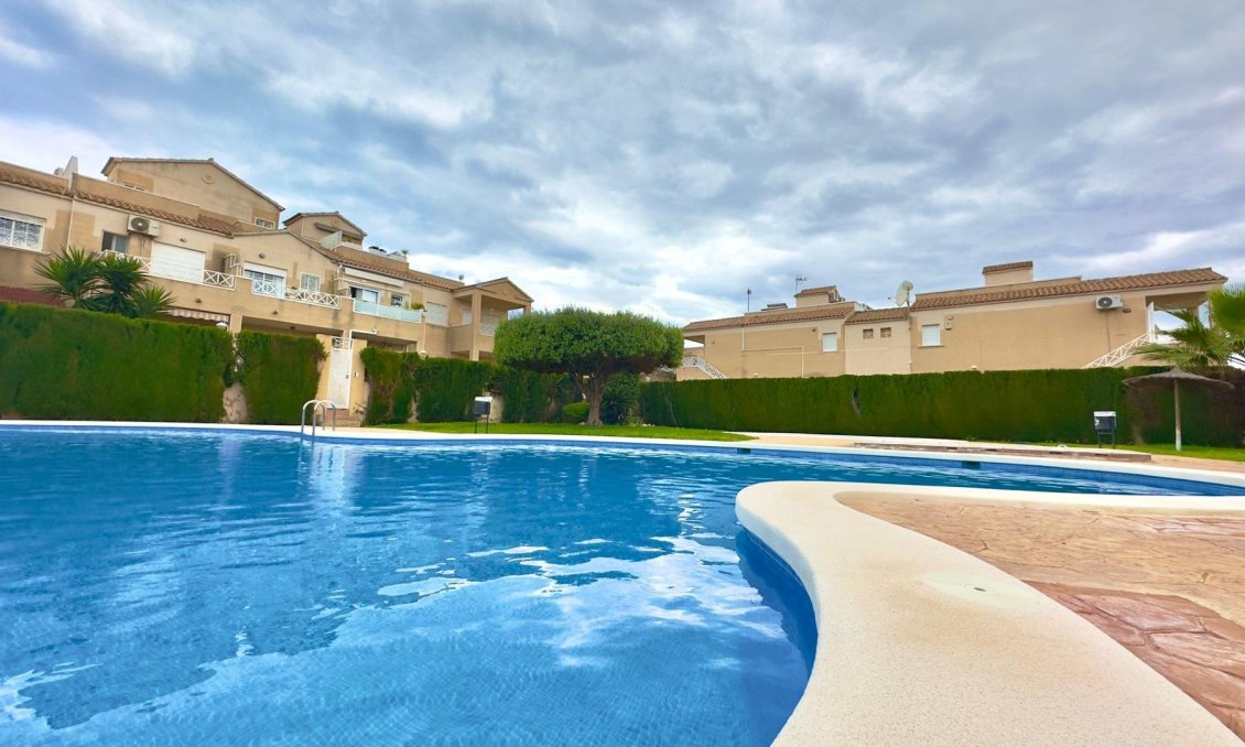 Használt Ingatlanok - Bungaló -
Torrevieja - Centrum