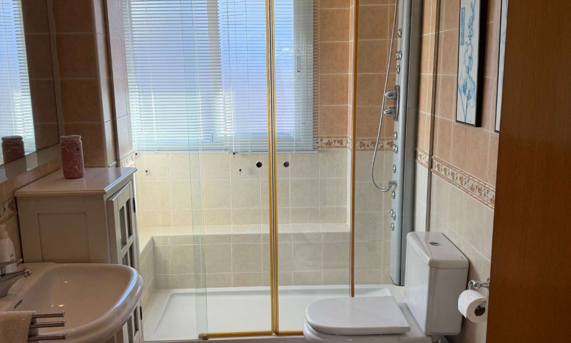 Használt Ingatlanok - Villa -
Calpe - Costa Blanca