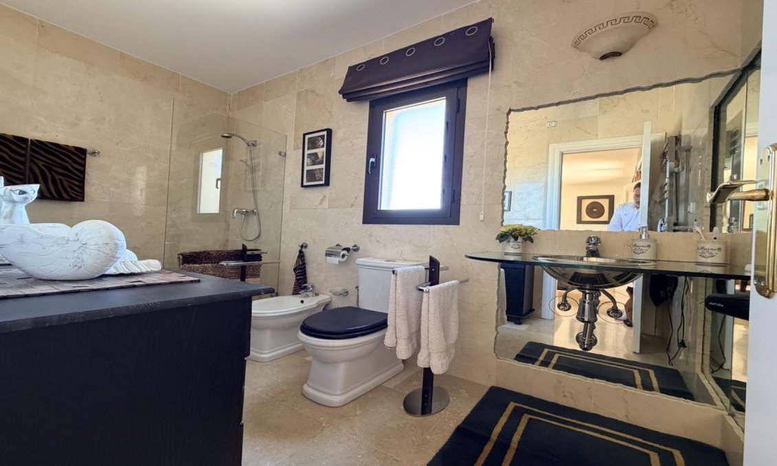 Resale - Penthouse -
Las Ramblas Golf - Inland