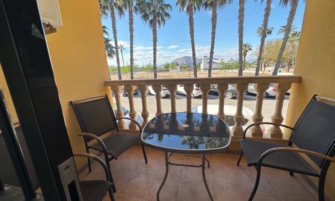 Segunda mano - Apartamento -
Jacarilla - Inland