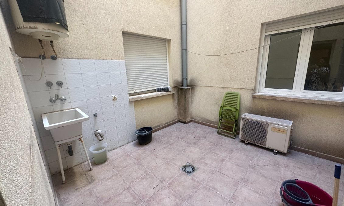 Segunda mano - Apartamento -
Jacarilla - Inland