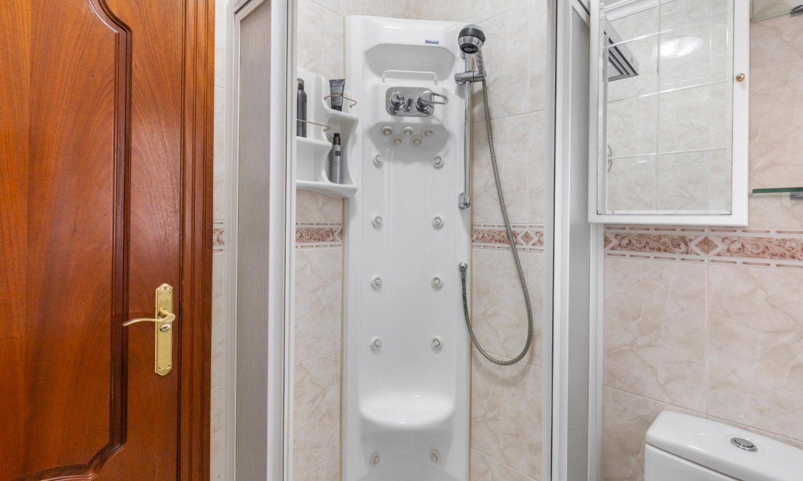 Használt Ingatlanok - Villa -
Rojales - Pueblo Bravo