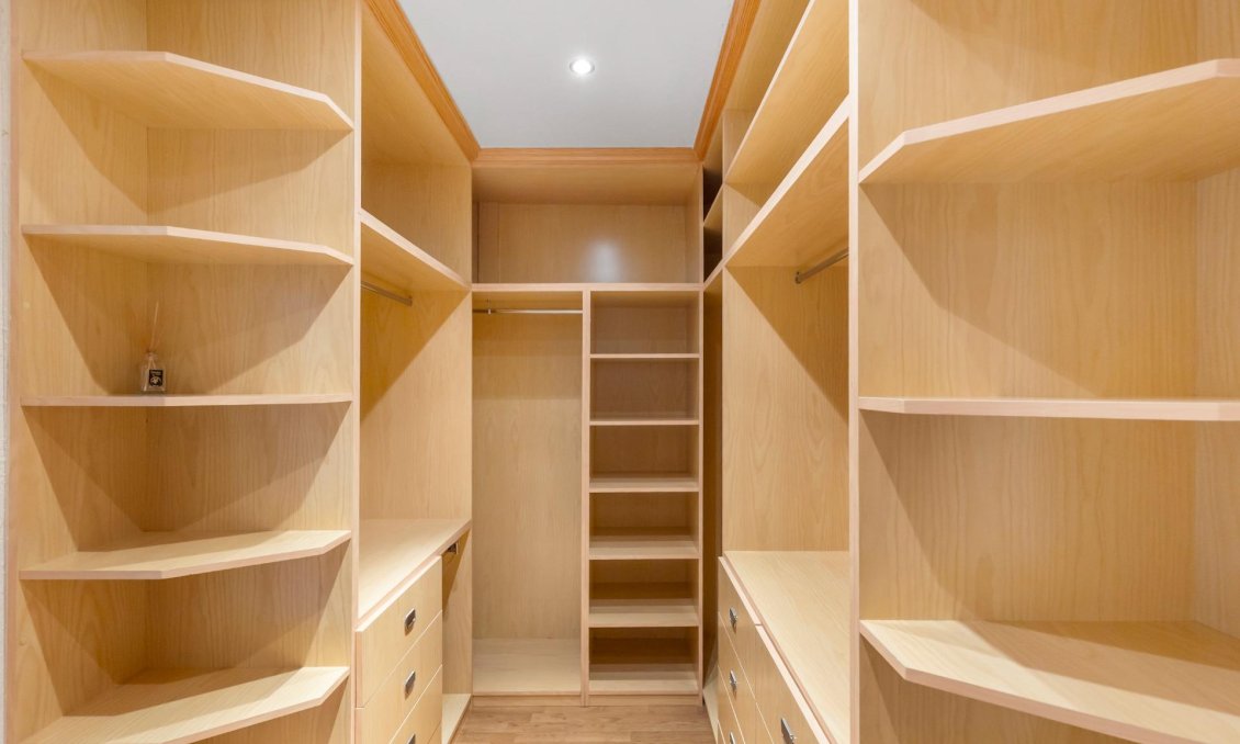 Használt Ingatlanok - Villa -
Rojales - Pueblo Bravo