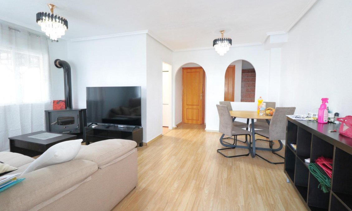 Használt Ingatlanok - Quad House -
Torrevieja - Carrefour