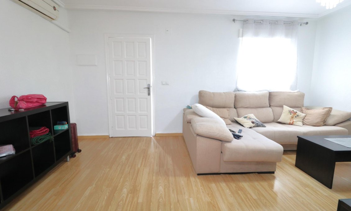 Használt Ingatlanok - Quad House -
Torrevieja - Carrefour