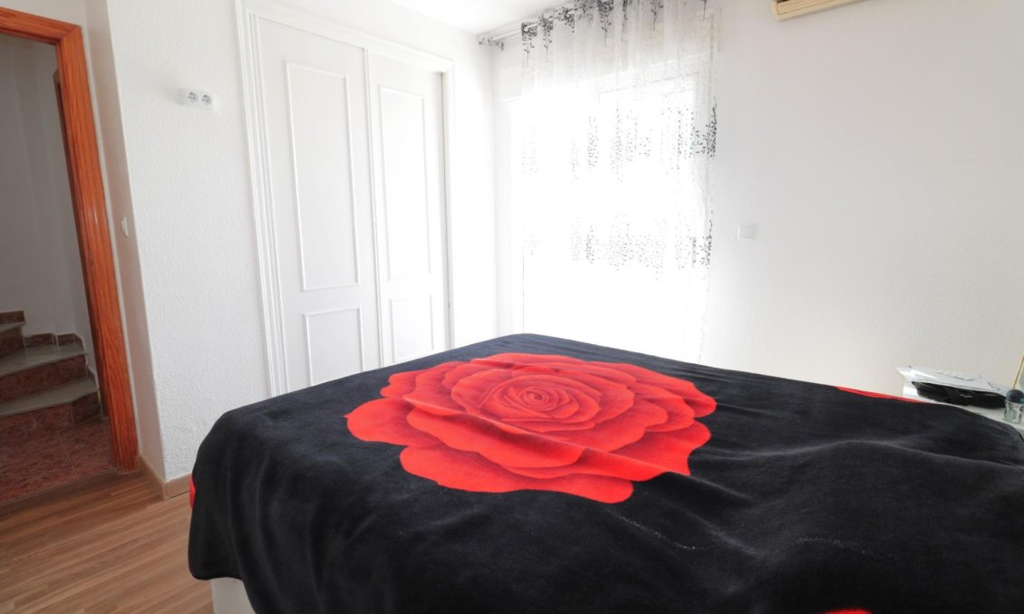 Használt Ingatlanok - Quad House -
Torrevieja - Carrefour