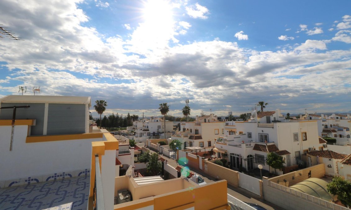 Használt Ingatlanok - Quad House -
Torrevieja - Carrefour