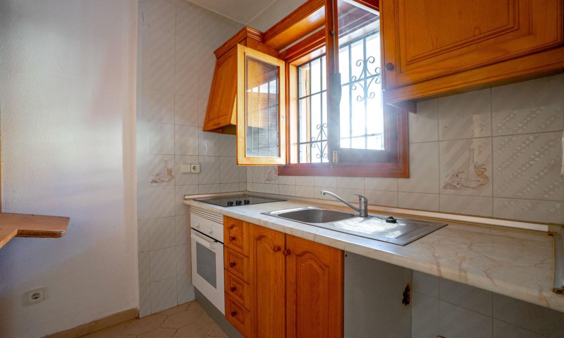 Resale - Apartment -
Torrevieja - El Chaparral