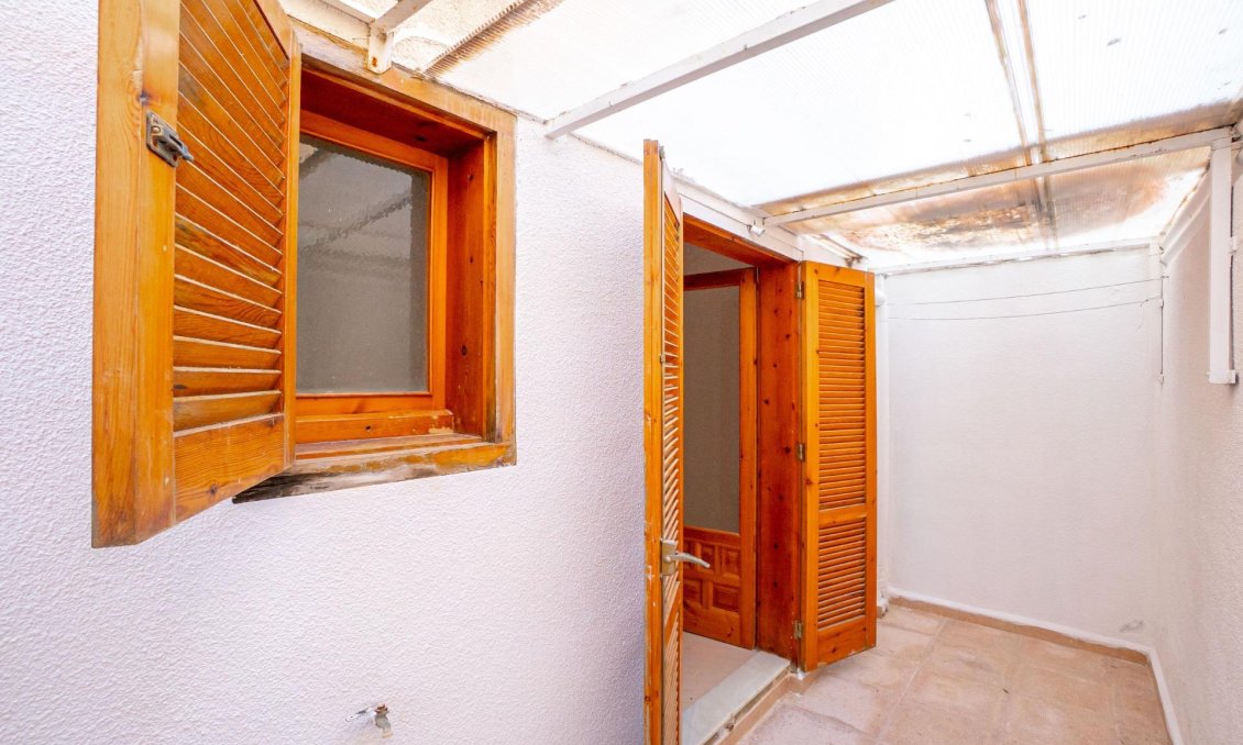 Resale - Apartment -
Torrevieja - El Chaparral