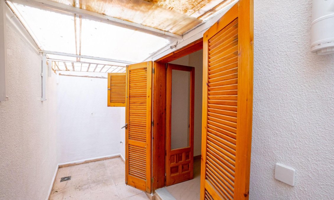 Resale - Apartment -
Torrevieja - El Chaparral