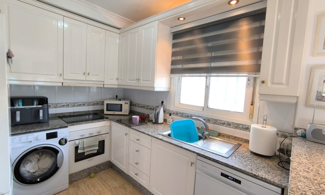 Használt Ingatlanok - Villa -
El Raso - Costa Blanca